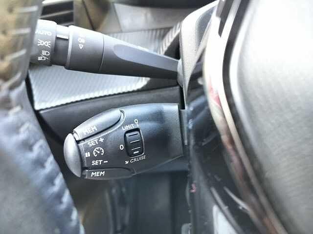 Peugeot 208 PureTech 100 Stop&Start 5 porte Allure Pack