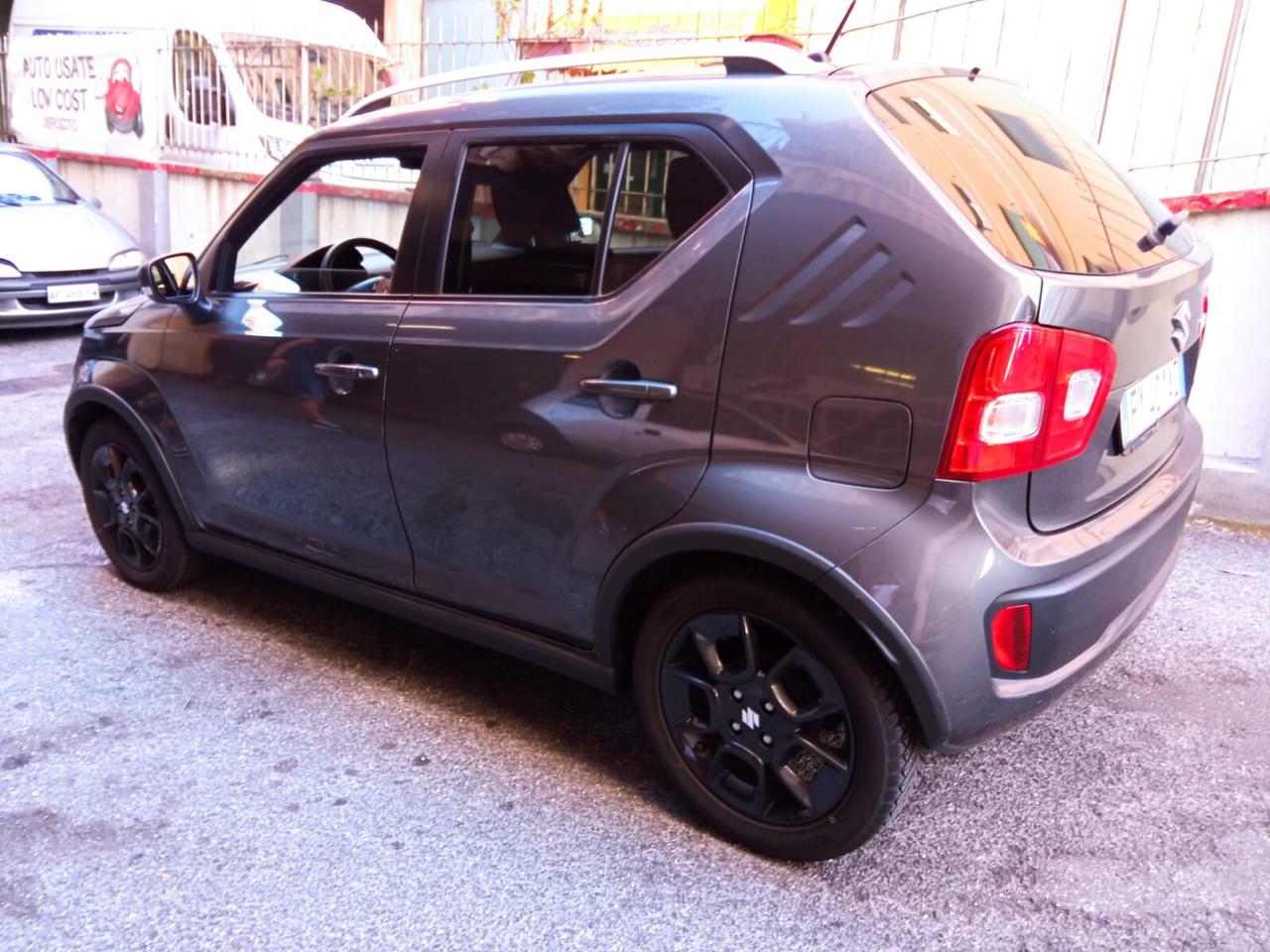 Suzuki Ignis 1.2 Hybrid Top