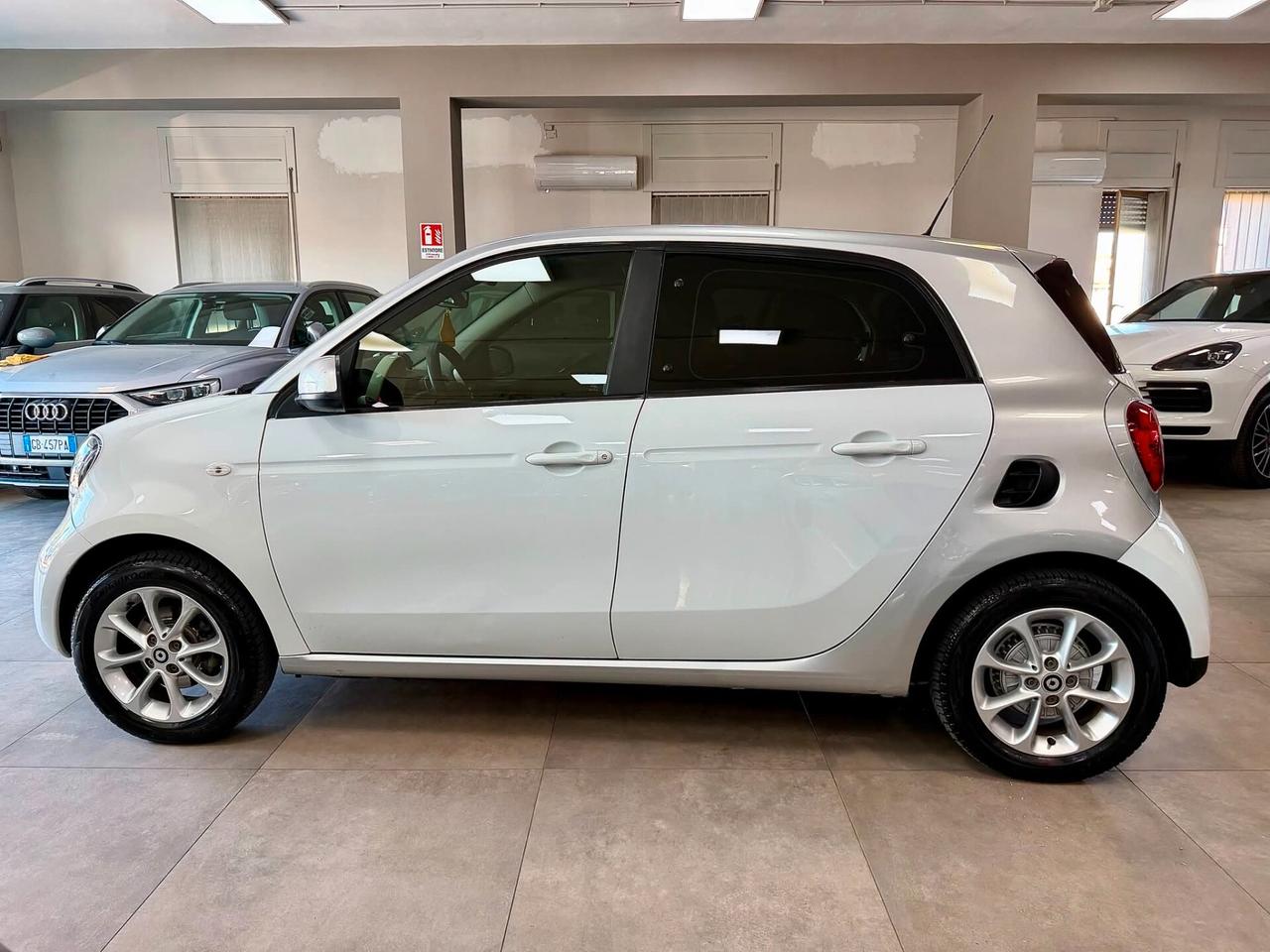 Smart ForFour 1.0 70cv GPL twinamic 2017