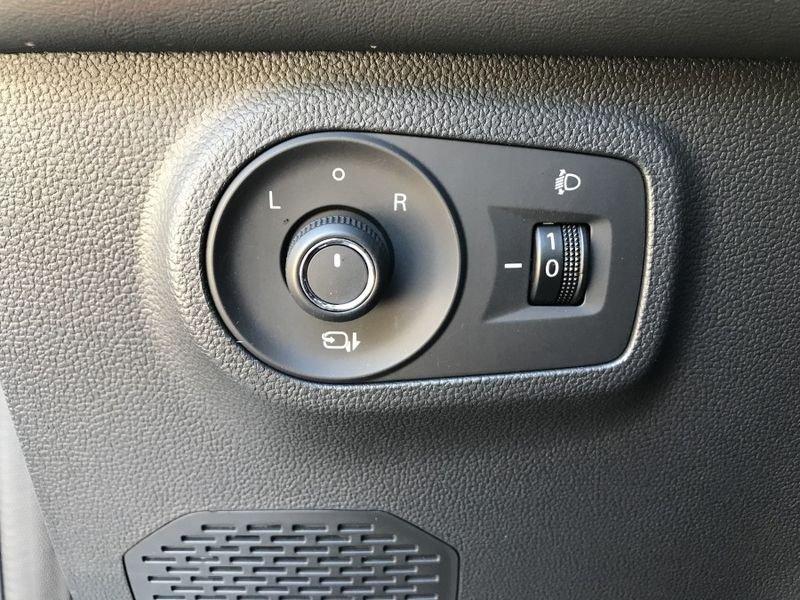 MG ZS EV Luxury 72 kWh IVA ESPOSTA * 8.700 KM!!