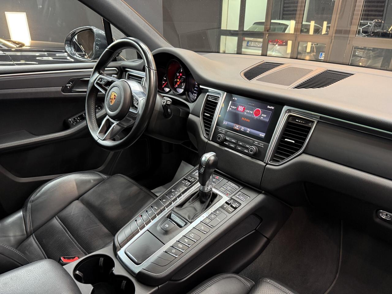 Porsche Macan 2.0 252CV PDK Tetto Panoramico