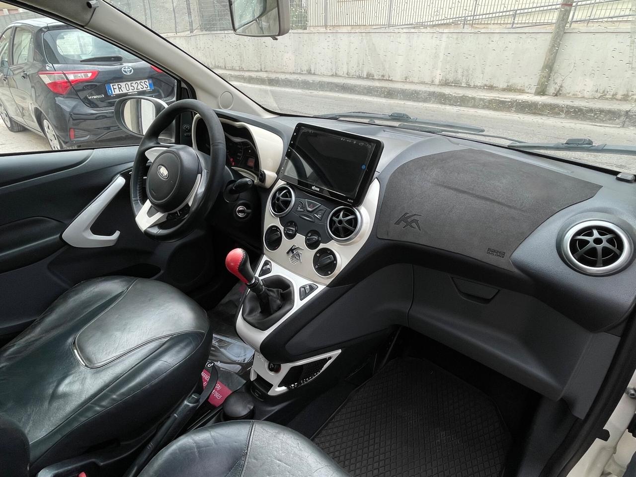 FORD KA 69CV Titanium CAM 2010
