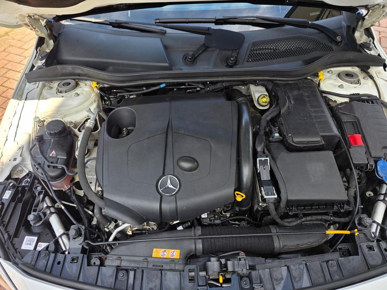 Mercedes-benz GLA 200 d Automatic Premium