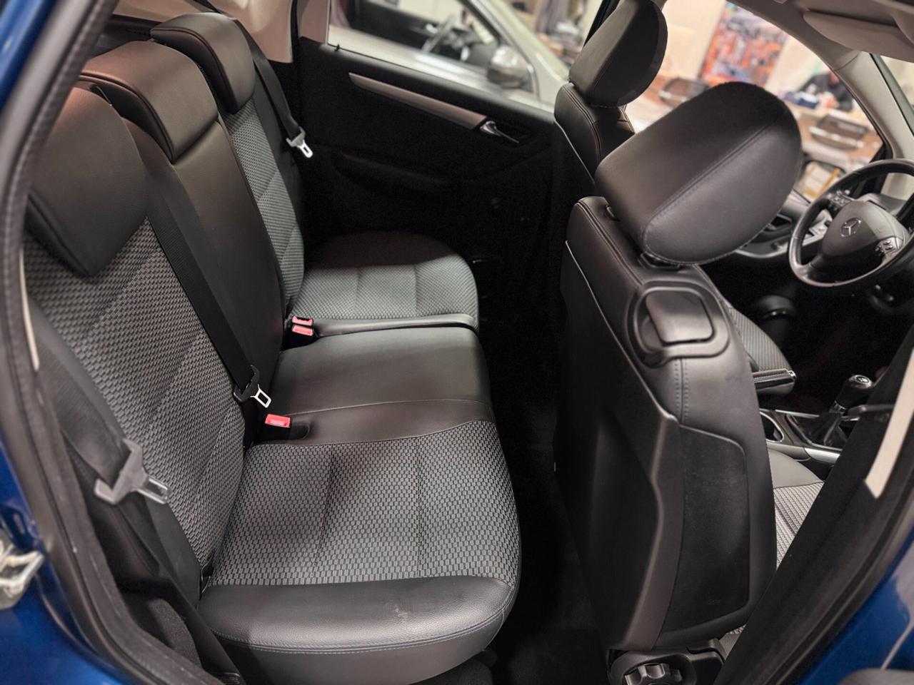 Mercedes-benz A 160 BlueEFFICIENCY Elegance