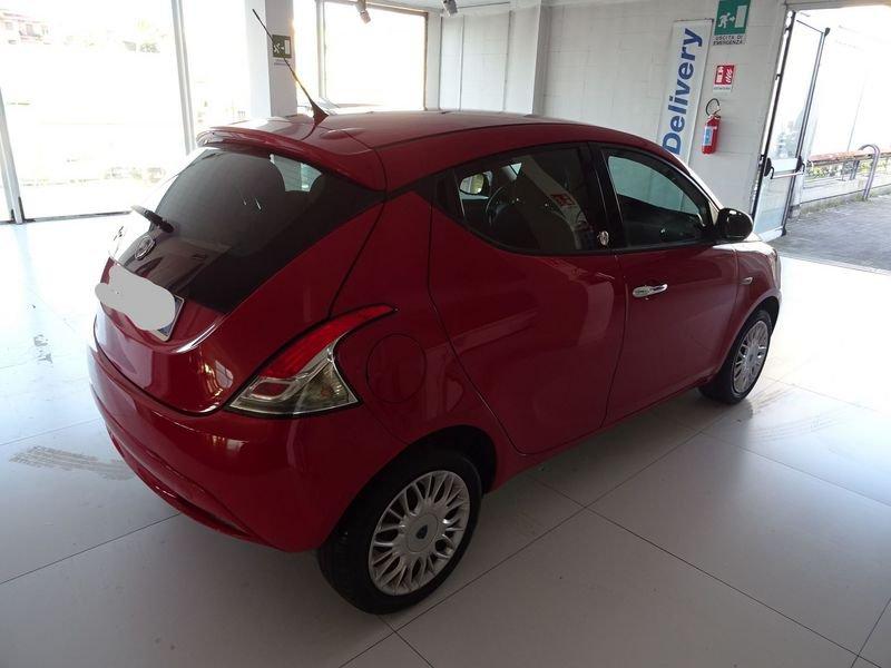 Lancia Ypsilon 1.2 69 CV 5 porte GPL Ecochic Silver