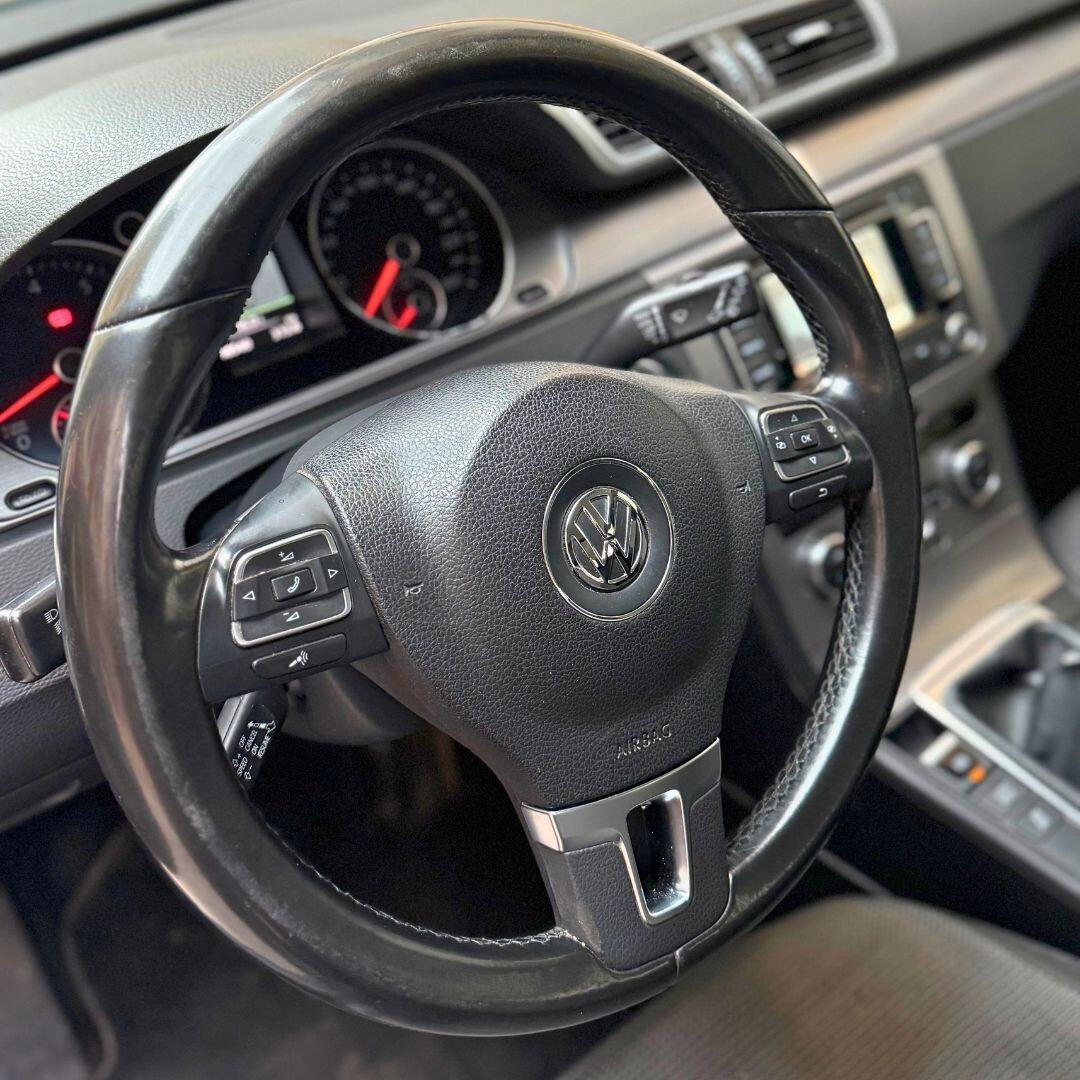 Volkswagen Passat 2014 **CERTIFICATA VW**