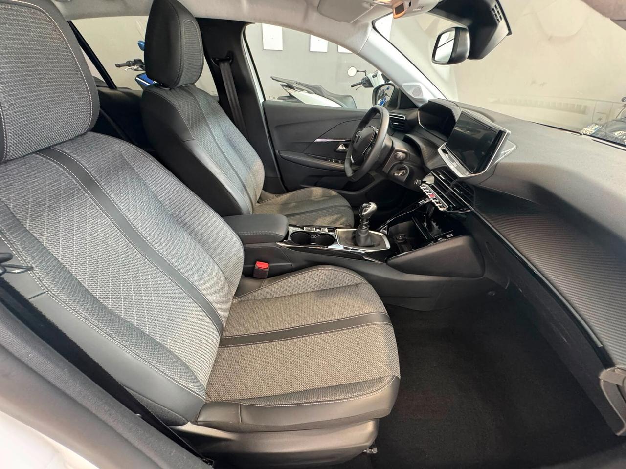 Peugeot 208 PureTech 100 Stop&Start 5 porte Allure