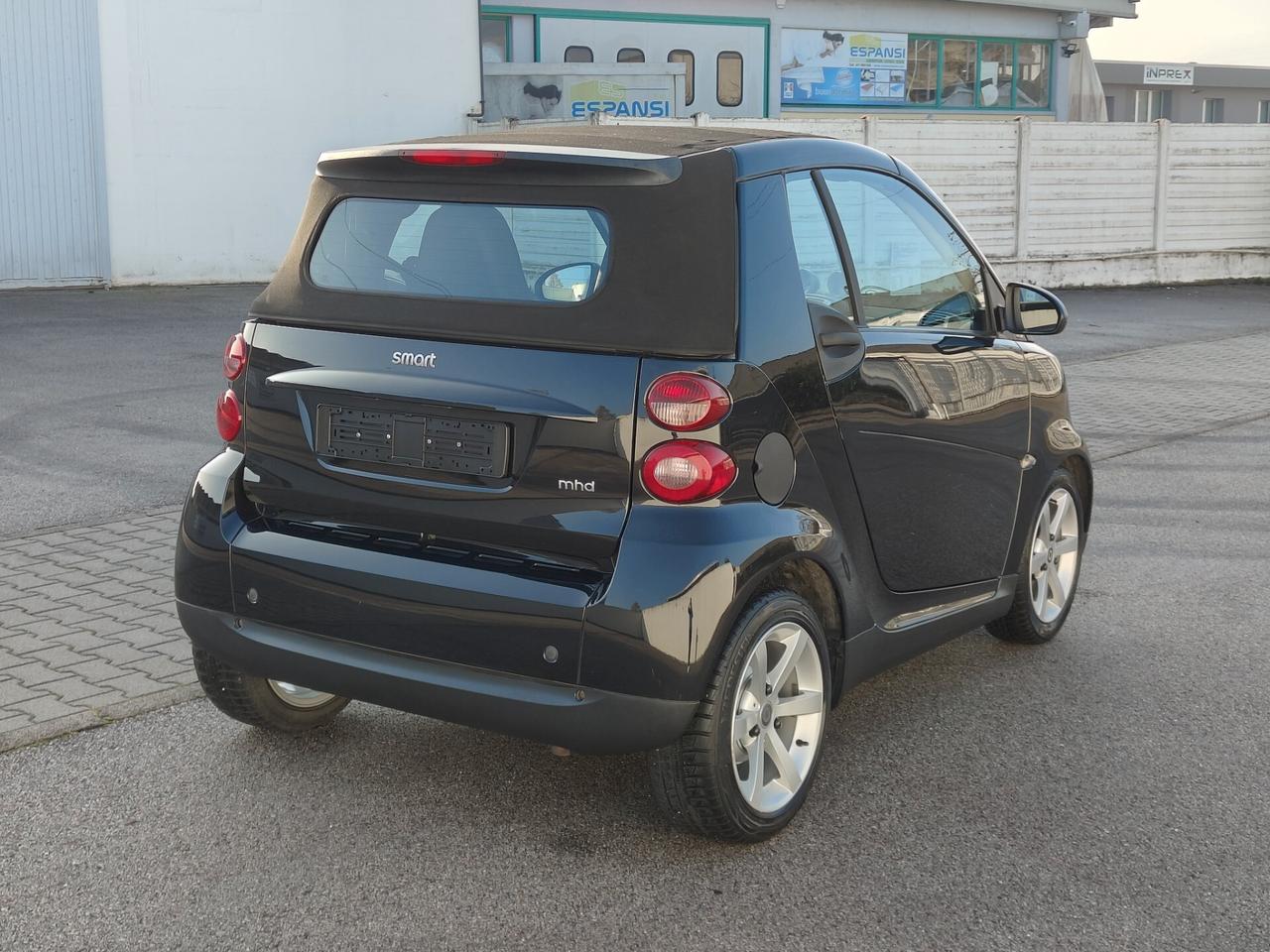 Smart ForTwo 1000 52 kW MHD cabrio pure