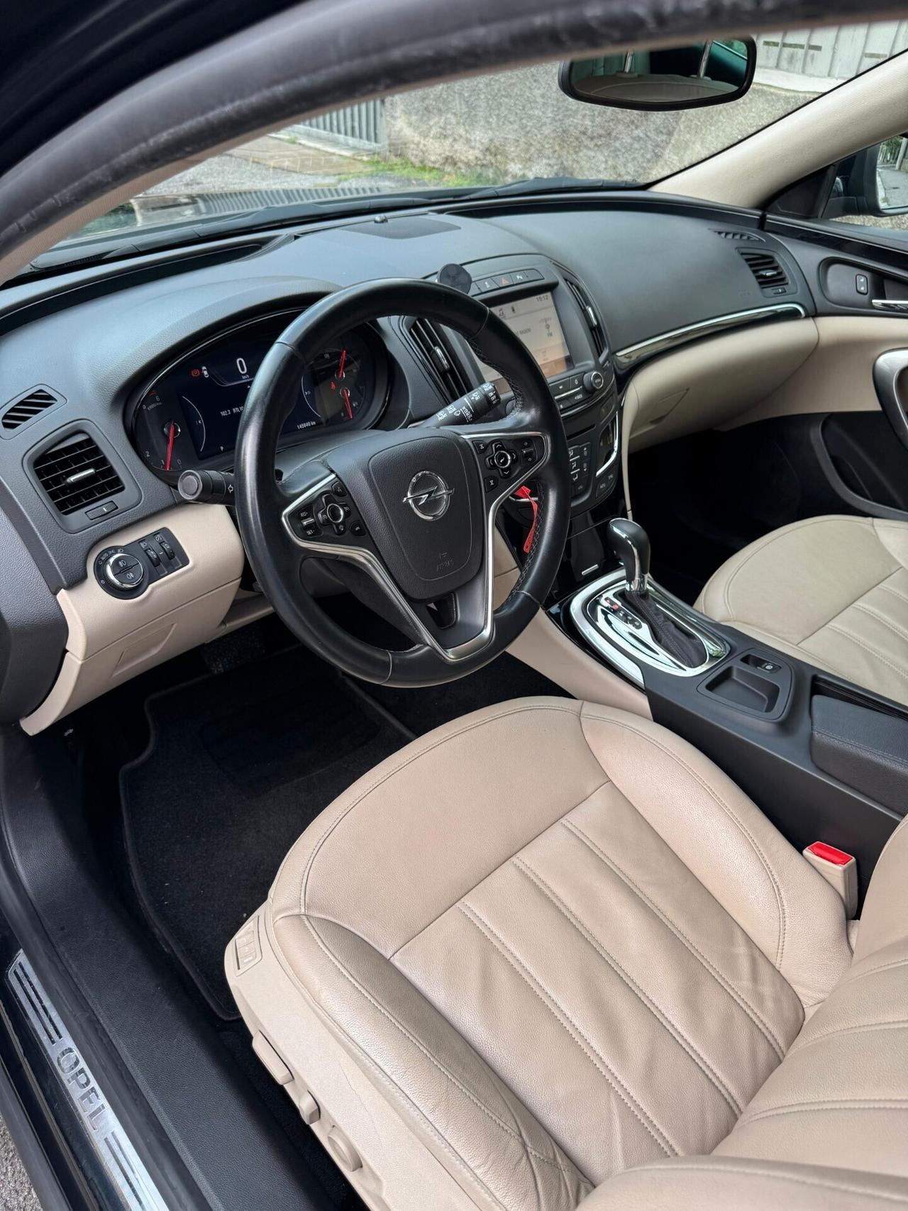 Opel Insignia 2.0 CDTI Sports Tourer INTERNI PELLE