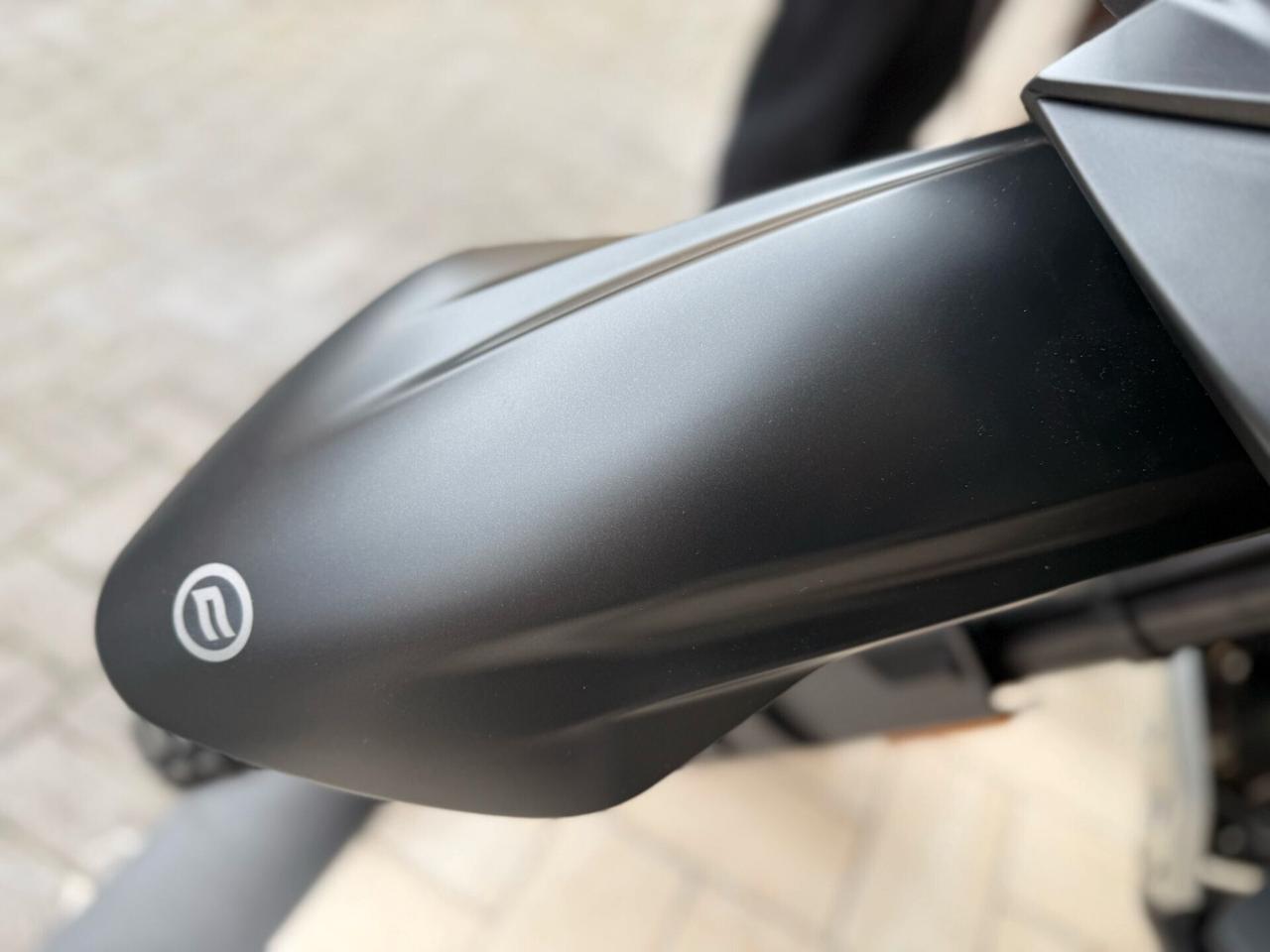 CFMOTO MT-X 800 BASSA-830