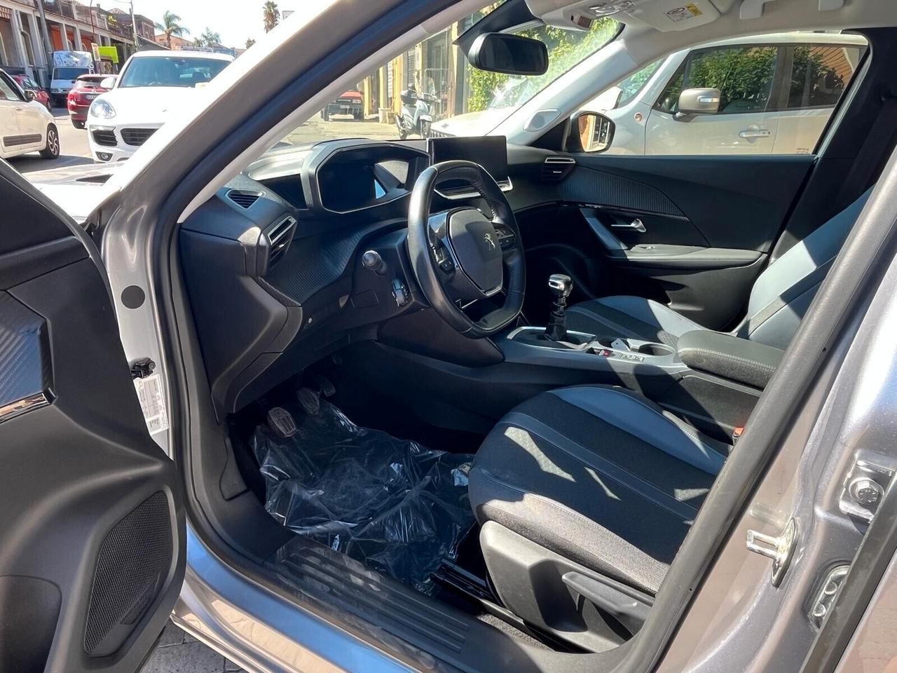 Peugeot 2008 BlueHDi 100 S&S Allure