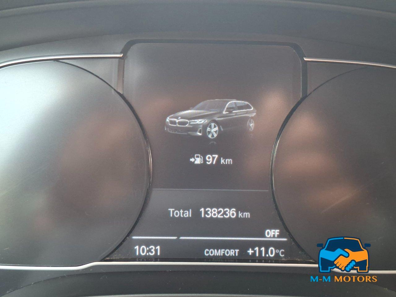 BMW 520 d Touring Luxury doppio treno di gomme