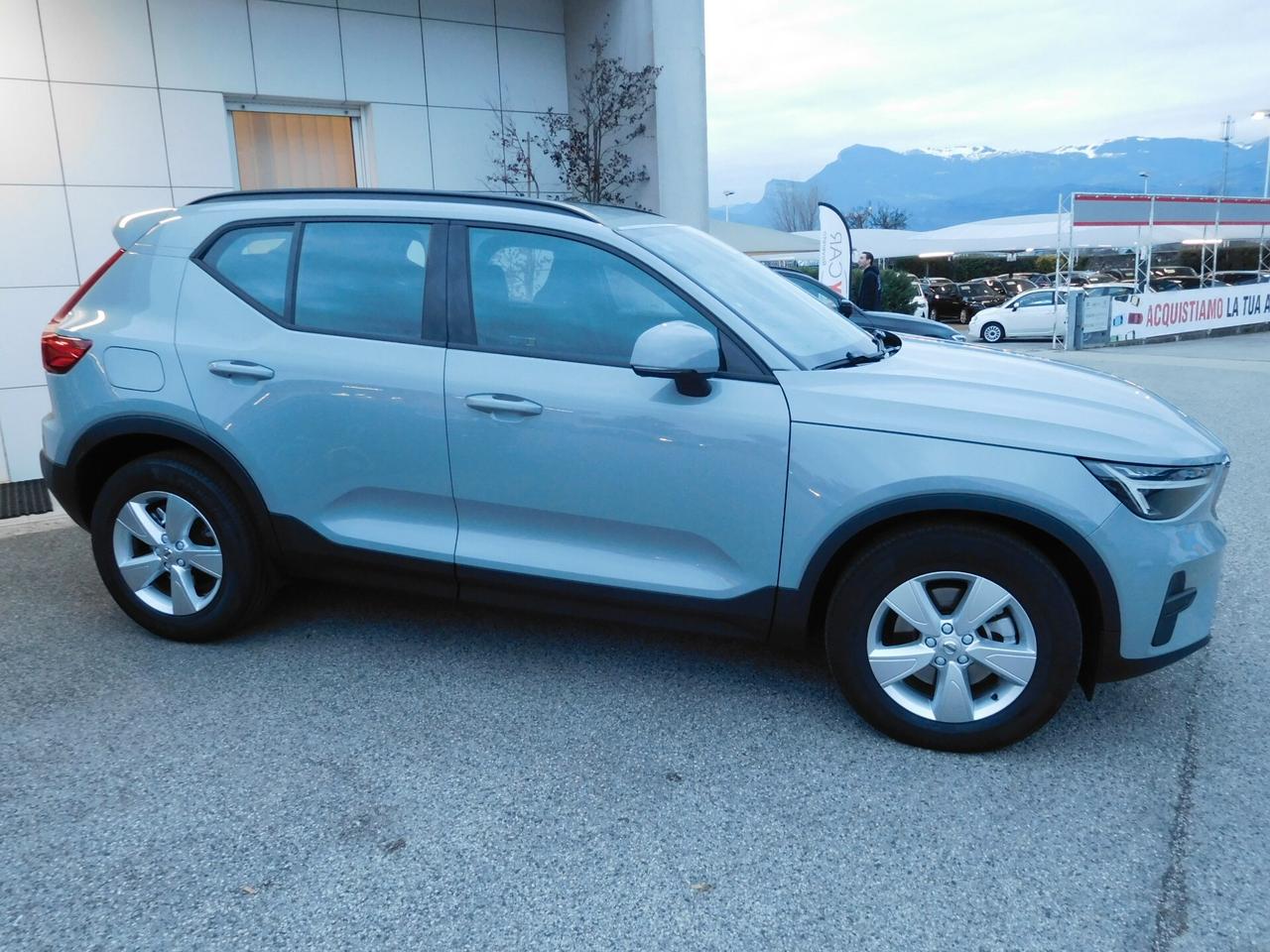 Volvo XC40 B3 Hybrid automatico Essential