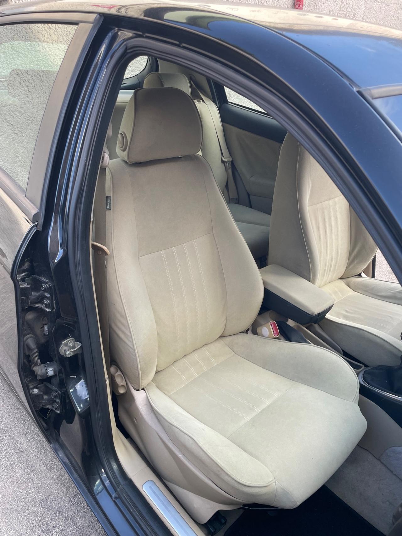 Alfa Romeo 147 1.6 16V TS 5 porte Distinctive