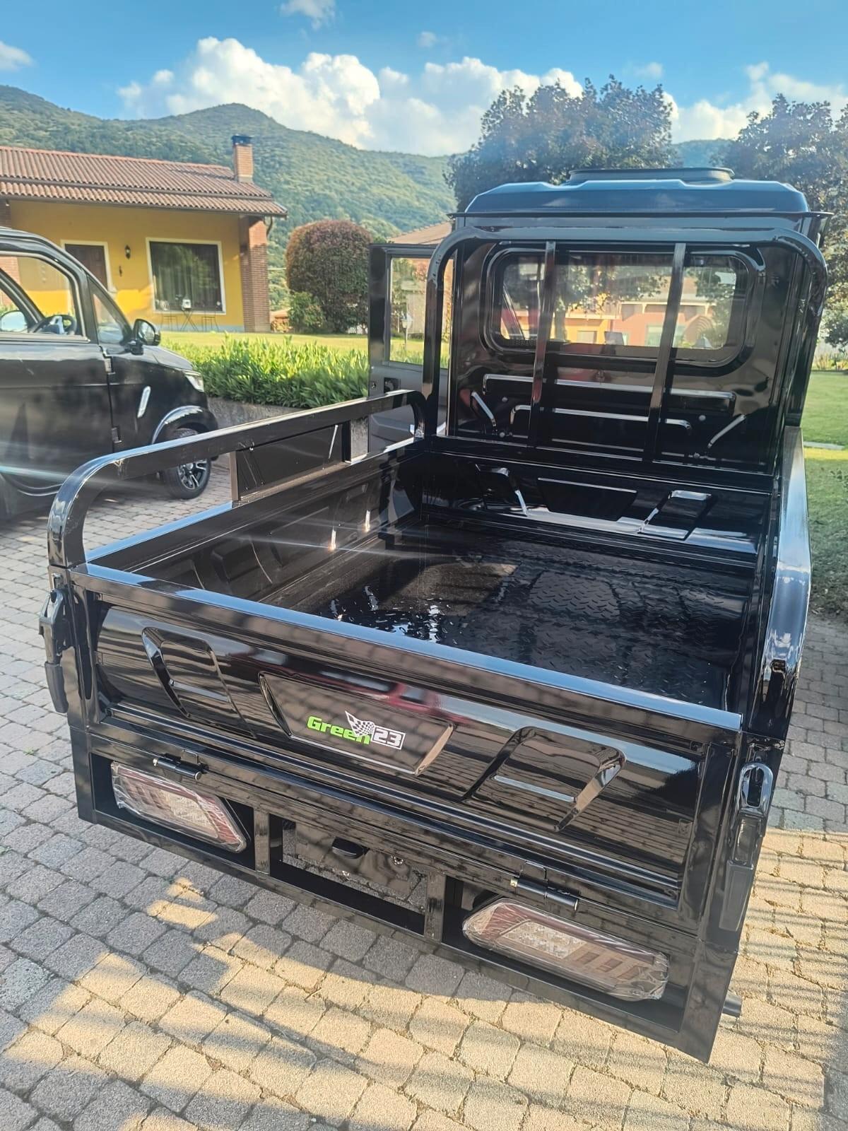 MOTOCARRO ELETTRICO CABINATO CASSONE RIBALTABILE