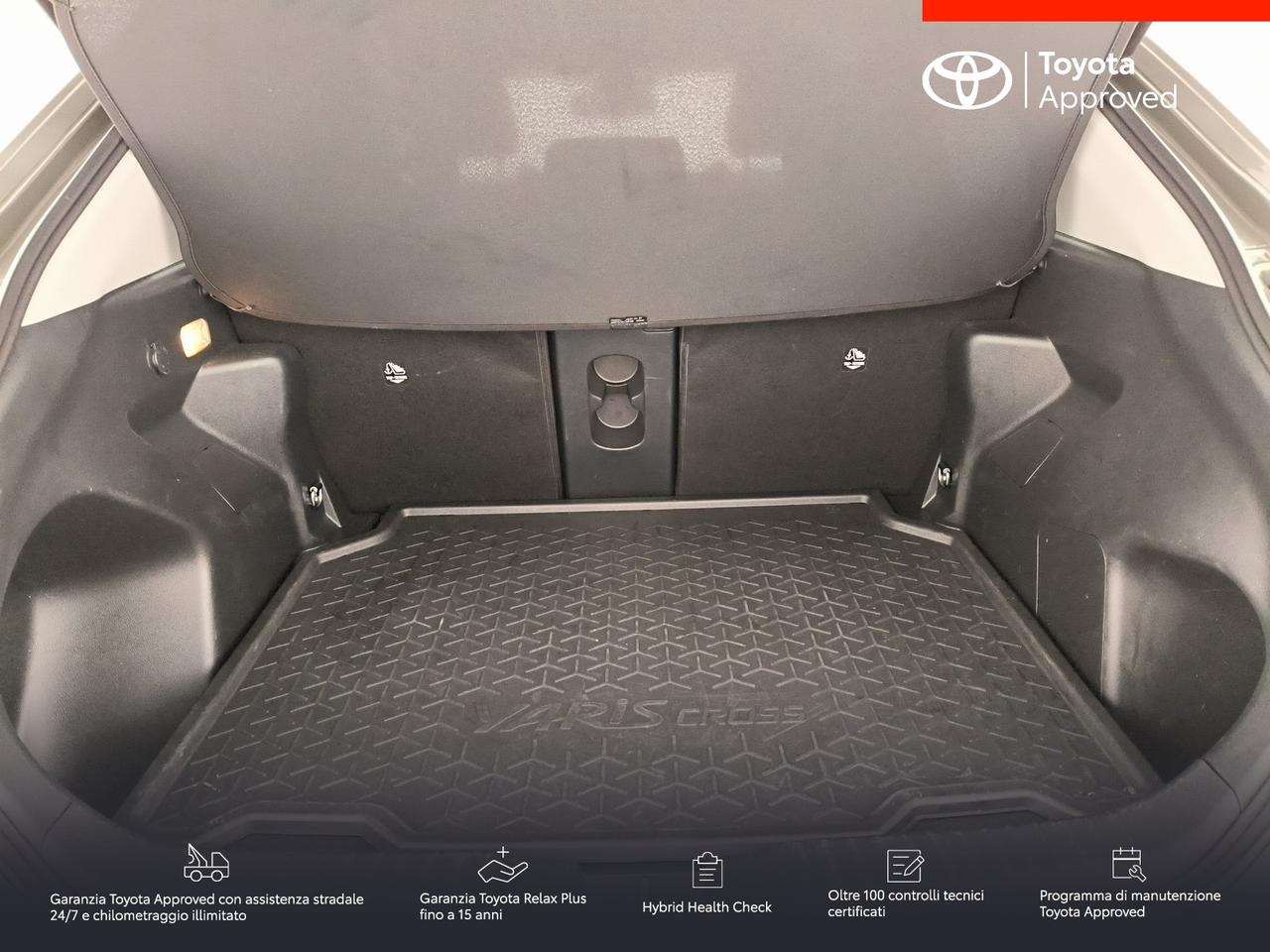 Toyota yaris cross 1.5h lounge awd-i 116cv e-cvt