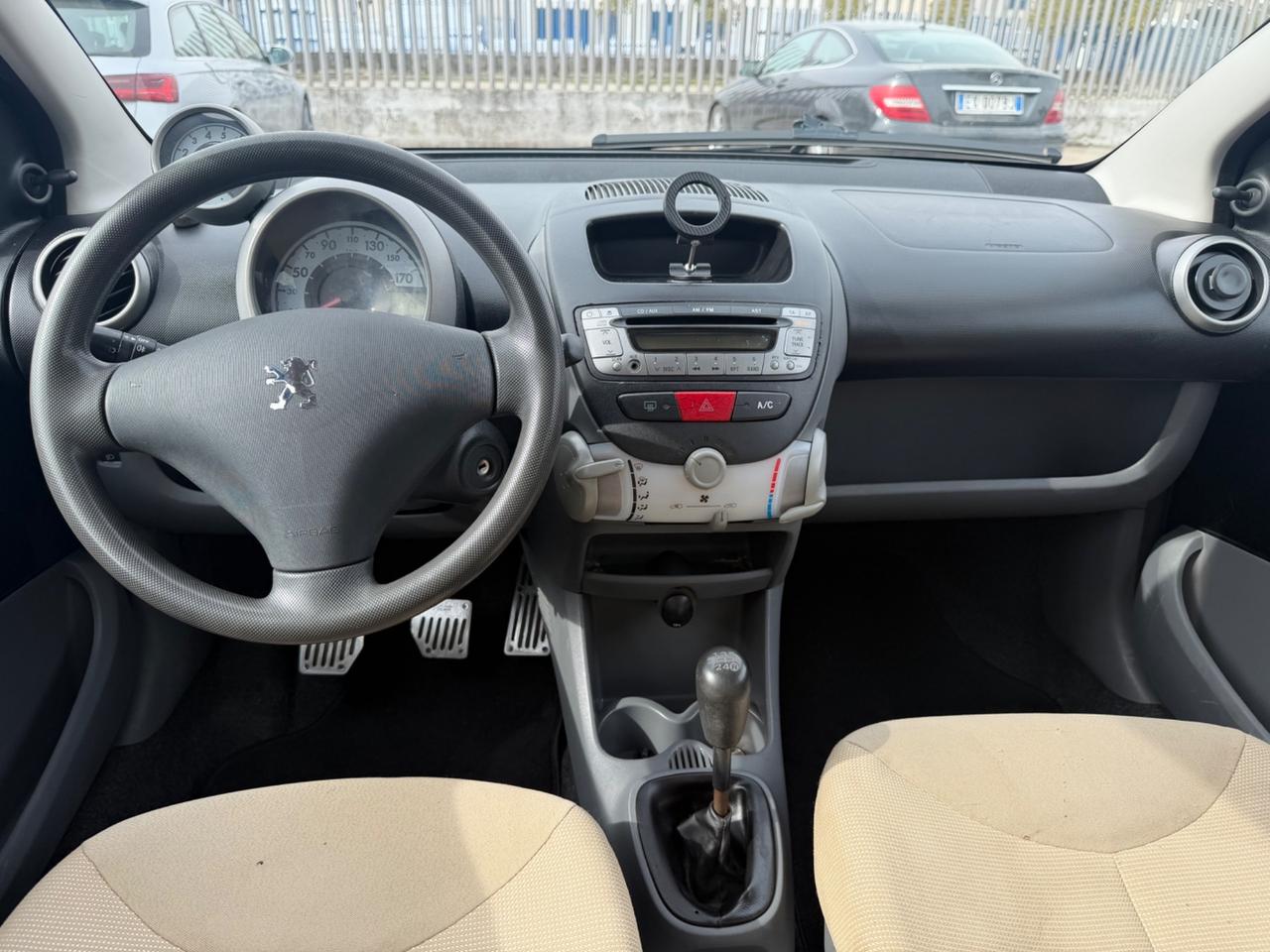 Peugeot 107 1.0 68CV 5p. Desir