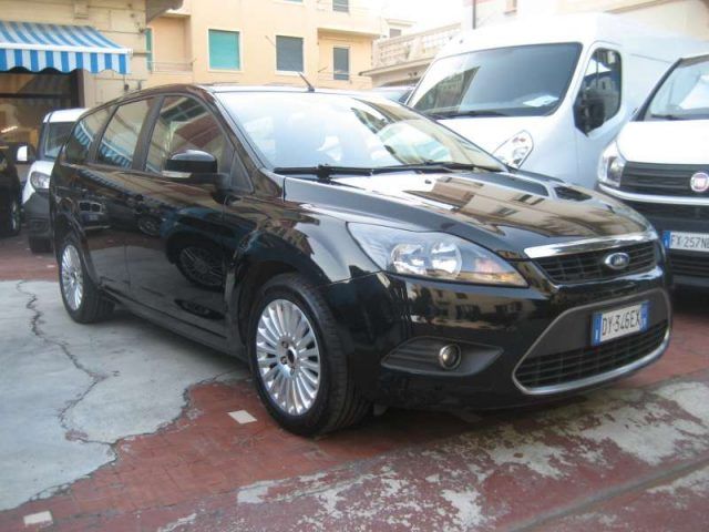 FORD Focus 1.6 TDCI 110 CV SW DPF TITANIUM