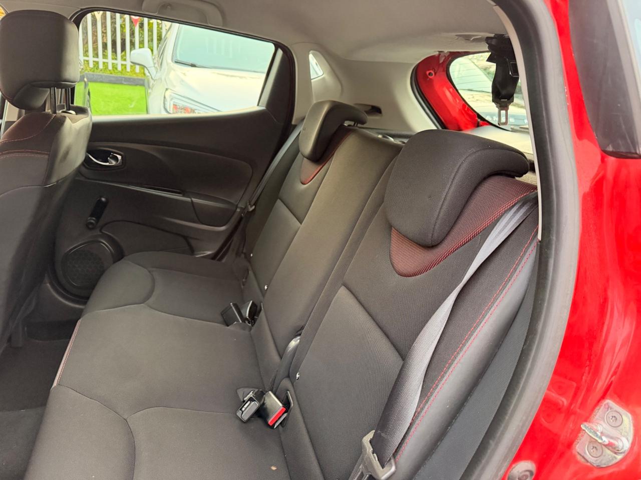 Renault Clio 1.2 75CV 5 porte Costume National 2014 100.000 km