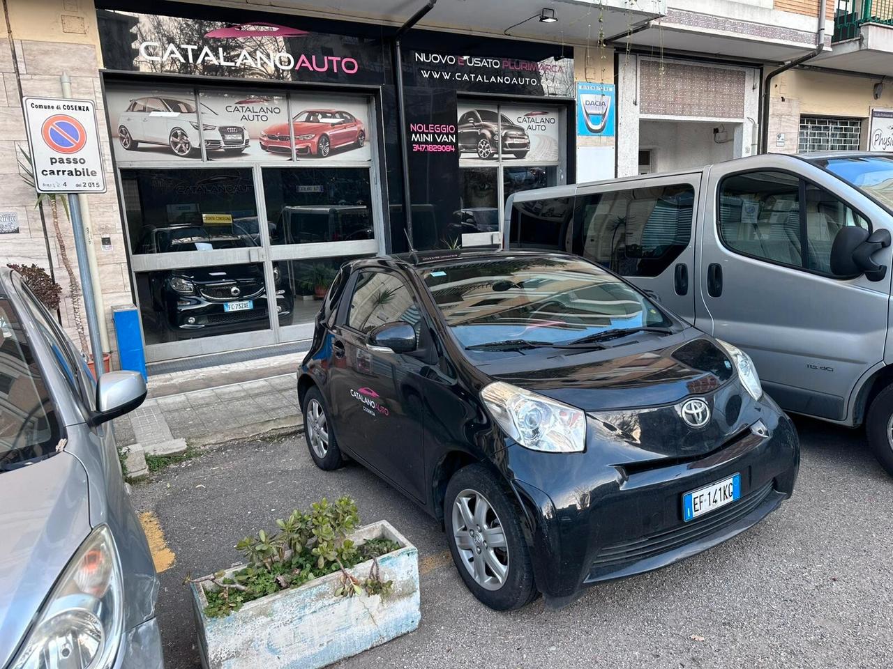 Toyota iQ 1.0 Sol AUTOMATICA