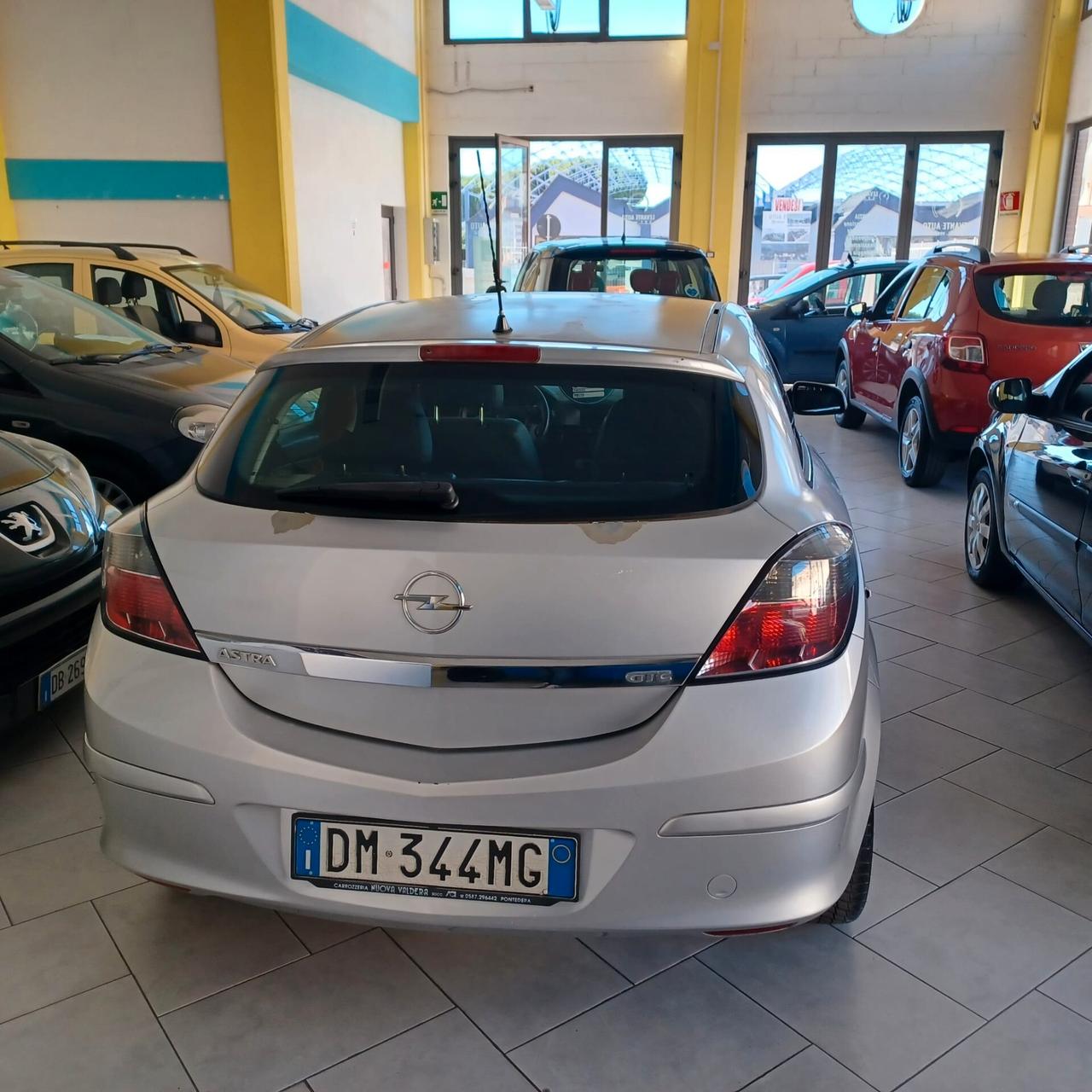 ASTRA 1.7 GT PER GLI AMANTI DELLE AUTO SPORTIVA
