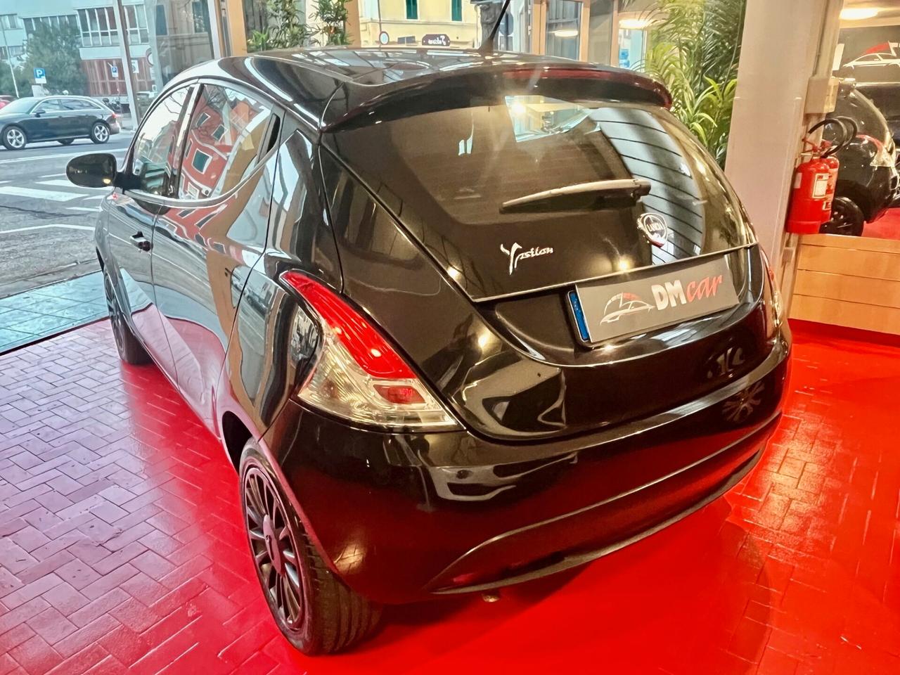 Lancia Ypsilon 1.2 69 CV 5 porte GPL Ecochic Elefantino Blu OK NEOPATENTATI