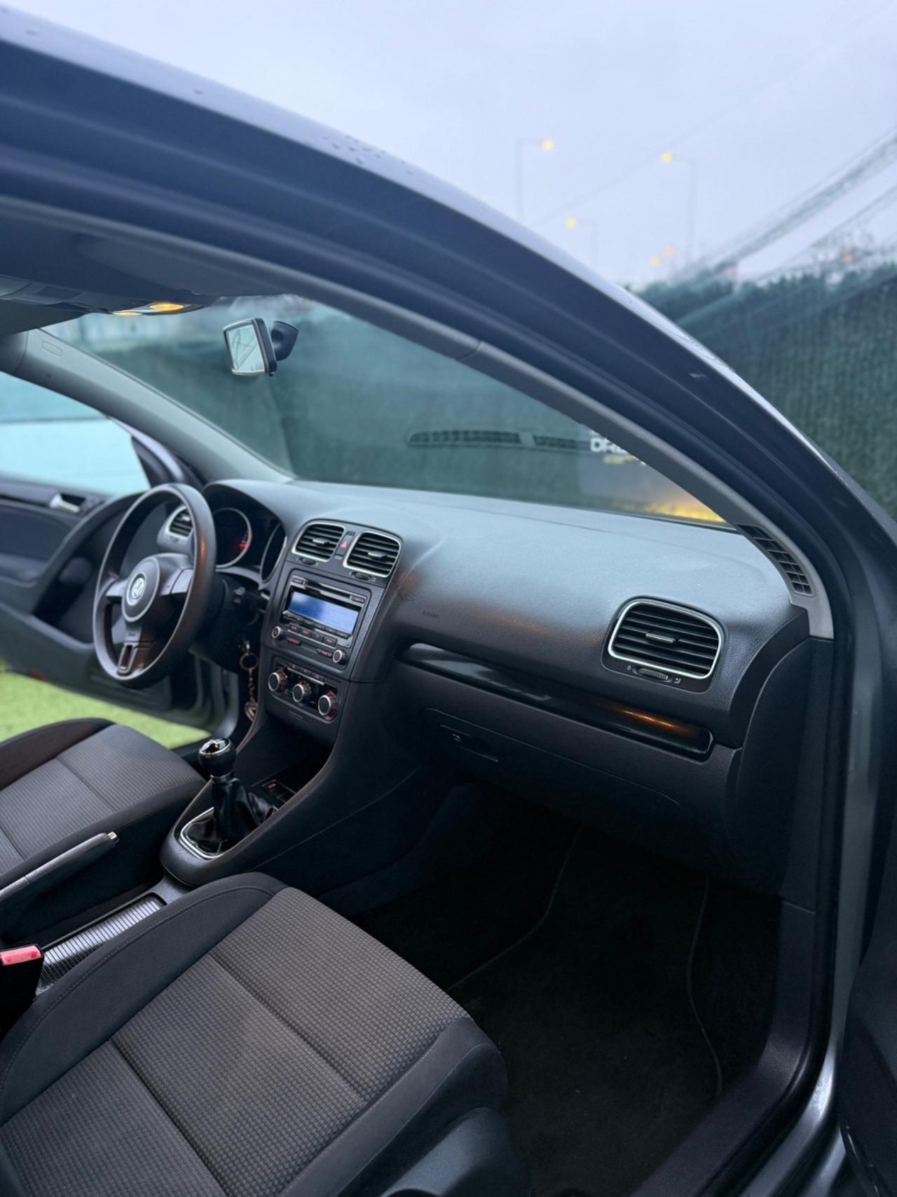 Volkswagen GOLF 6 2011 1.6 TDI NEOPATENTATI 5 PORTE