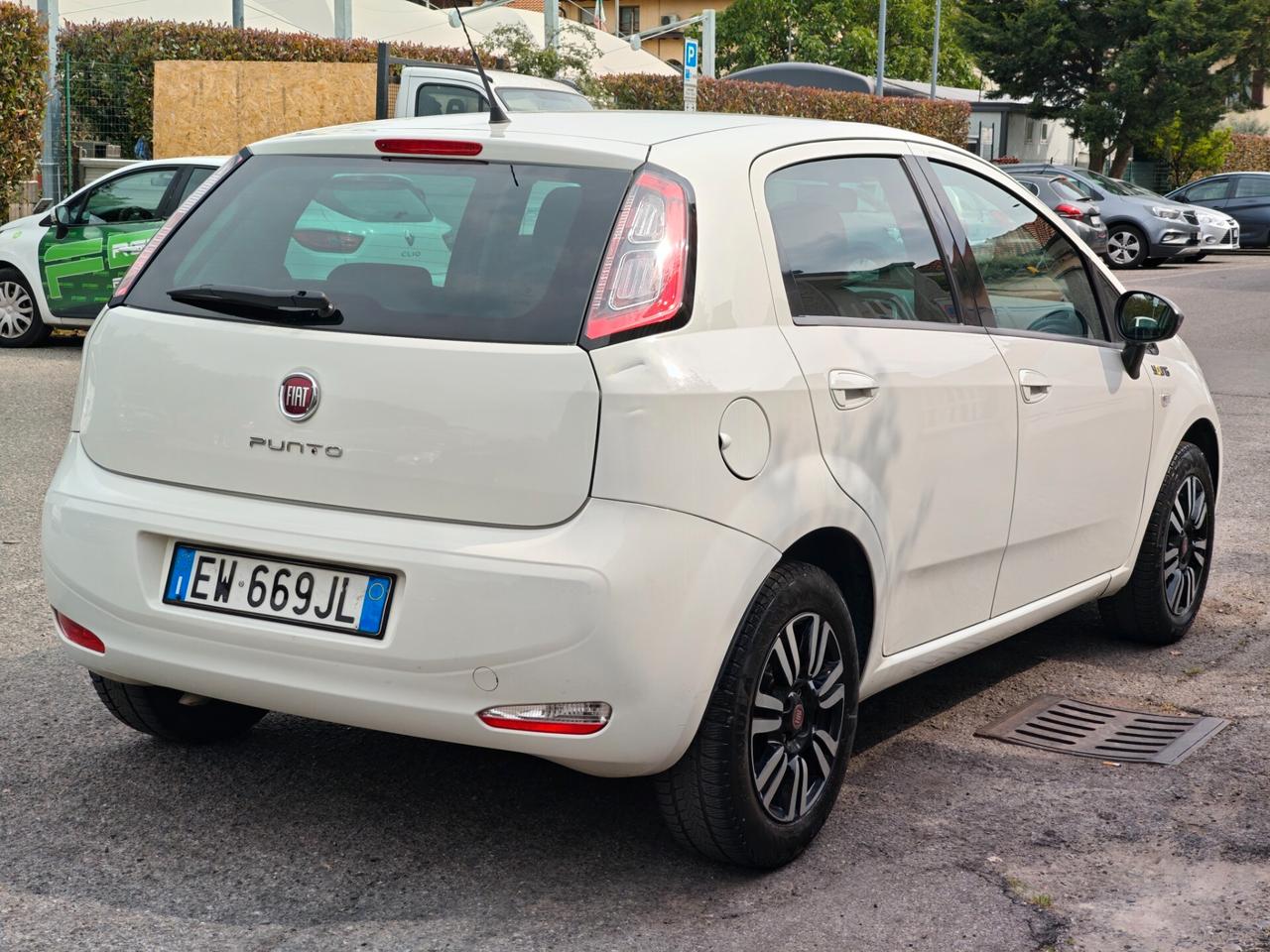 Fiat Punto Grande 1.2 8V 5 porte Young