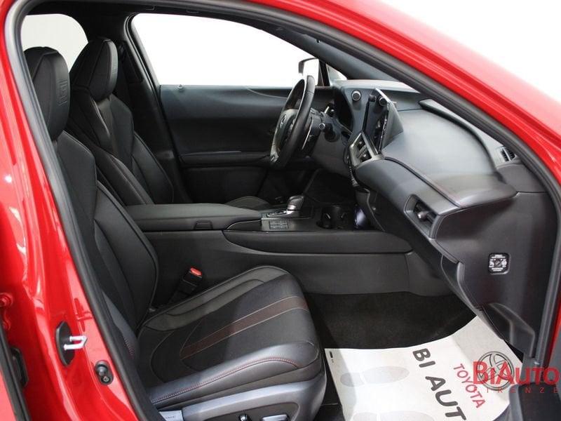 Lexus UX UX 300h 2.0 F-Sport 4wd cvt