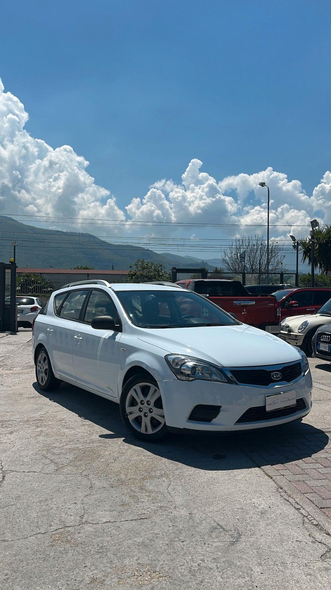 Kia Ceed cee'd Sp. Wag. 1.6 CRDi VGT 115CV EX
