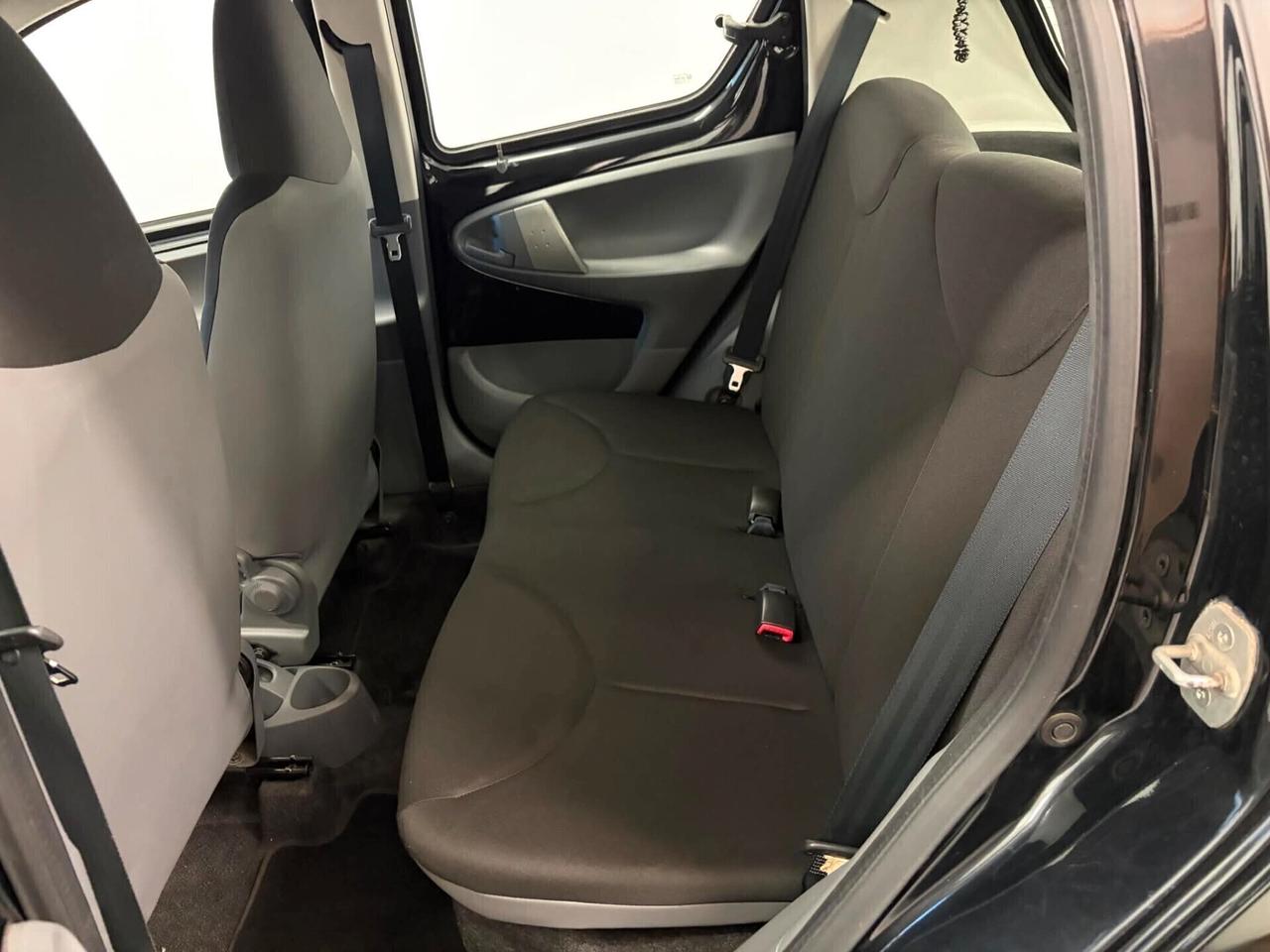 Toyota Aygo 1.0 68Cv 74.000KM 12 MESI DI GARANZIA