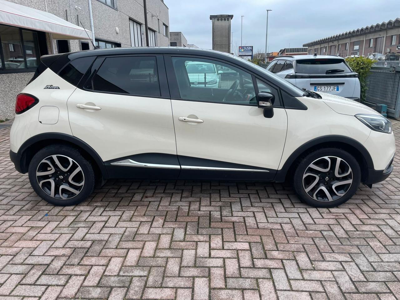 Renault Captur 1.5 dCi 8V 90 CV Project Runway ok neopatentati