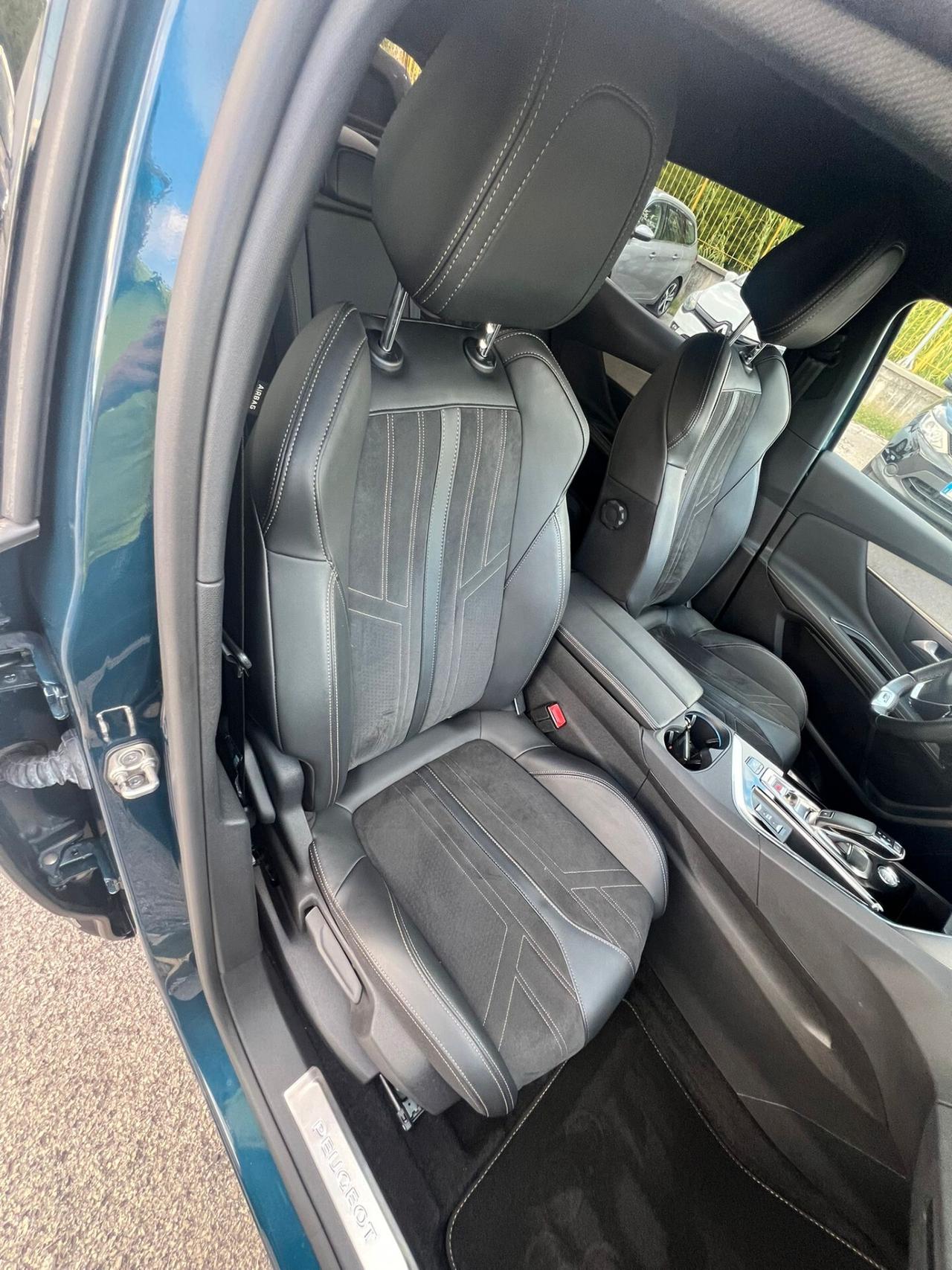 Peugeot 3008 BlueHDi 130 S&S EAT8 GT Line FULL NEOPATENTATI