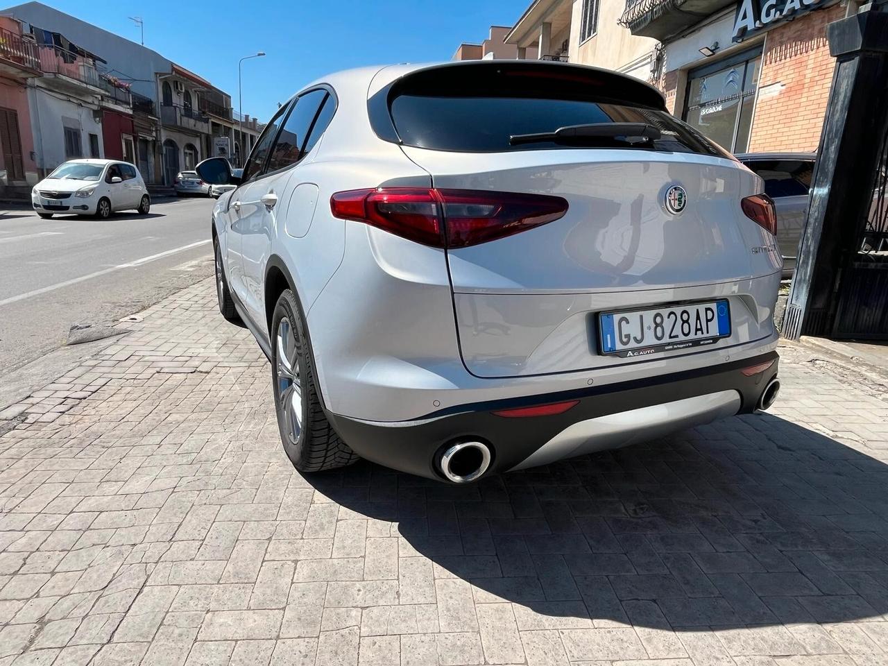 Alfa Romeo Stelvio 2.2 Turbodiesel 160 CV AT8 RWD Business