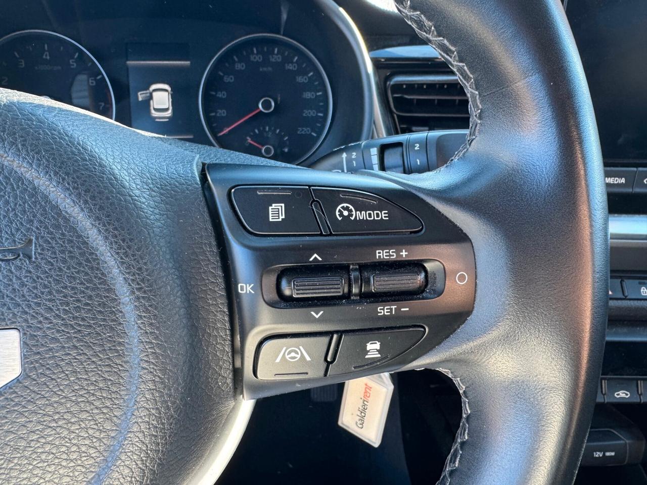 Kia Stonic 1.0cc T-GDi 120cv MHEV DCT Style