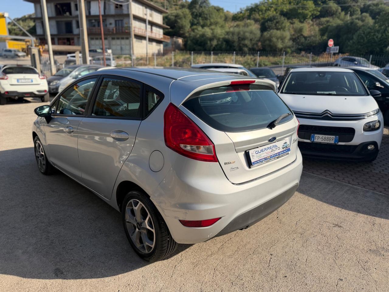 Ford Fiesta 1.4 TDCi 5p. Titanium Perfettamente funzionate