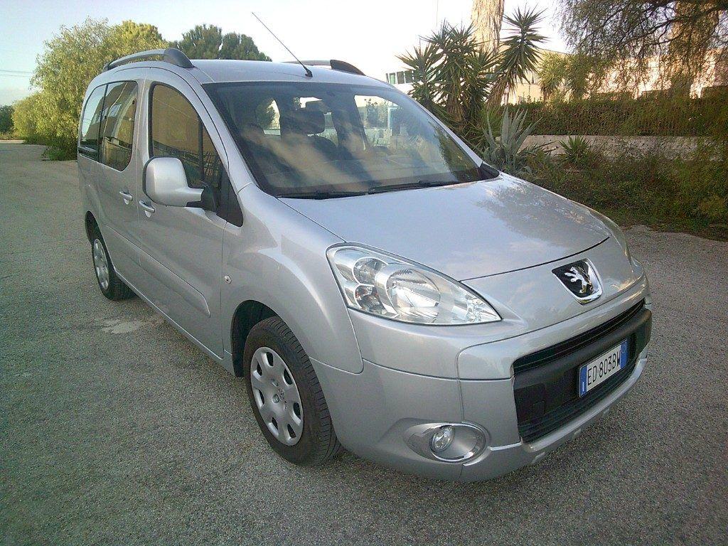 Peugeot Partner Tepee 1.6 HDi 90CV AUTOCARRO 5 POSTI