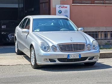 MERCEDES-BENZ E 270 CDI Elegance