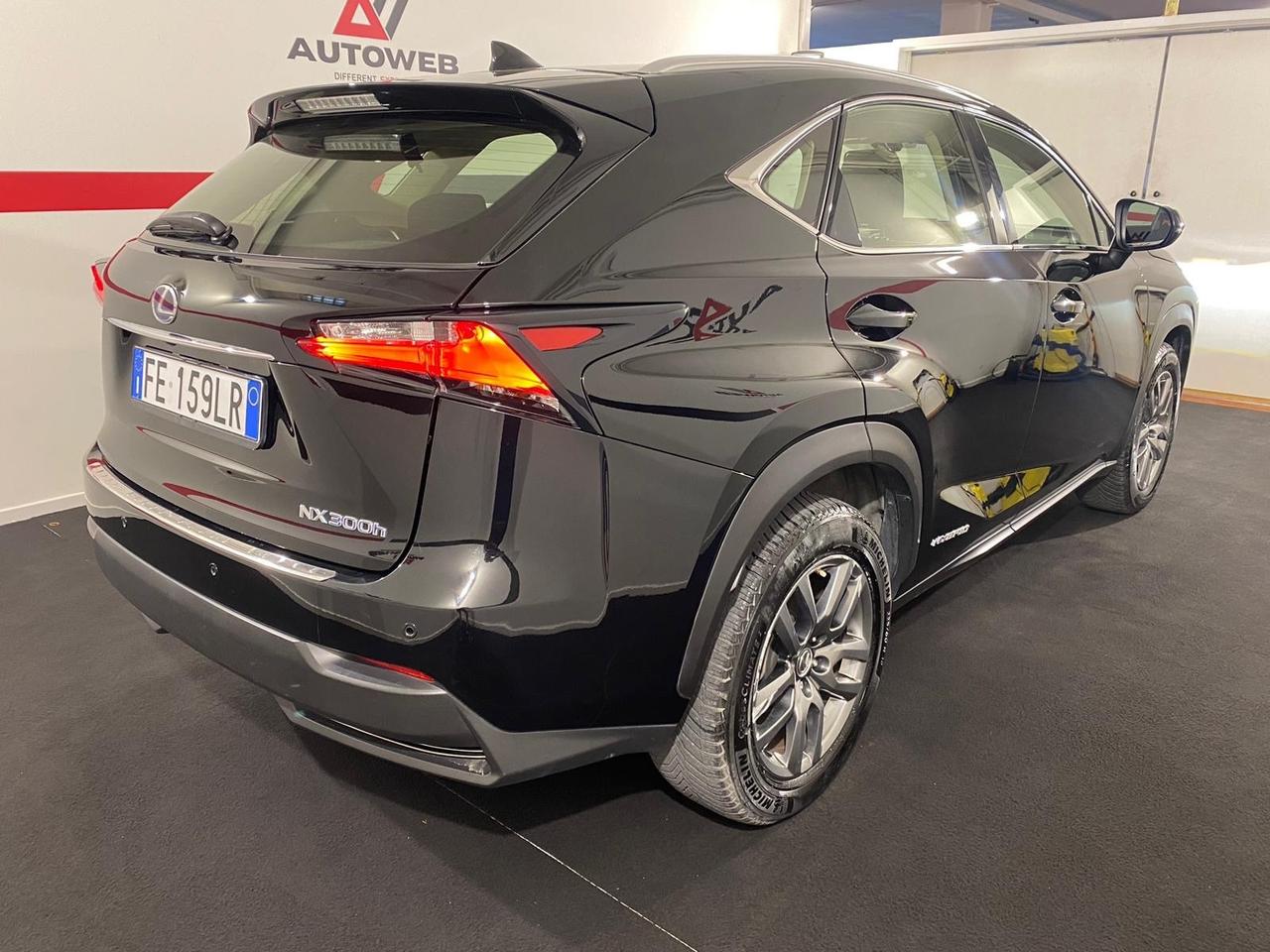 Lexus NX 300h NX Hybrid 4WD Luxury