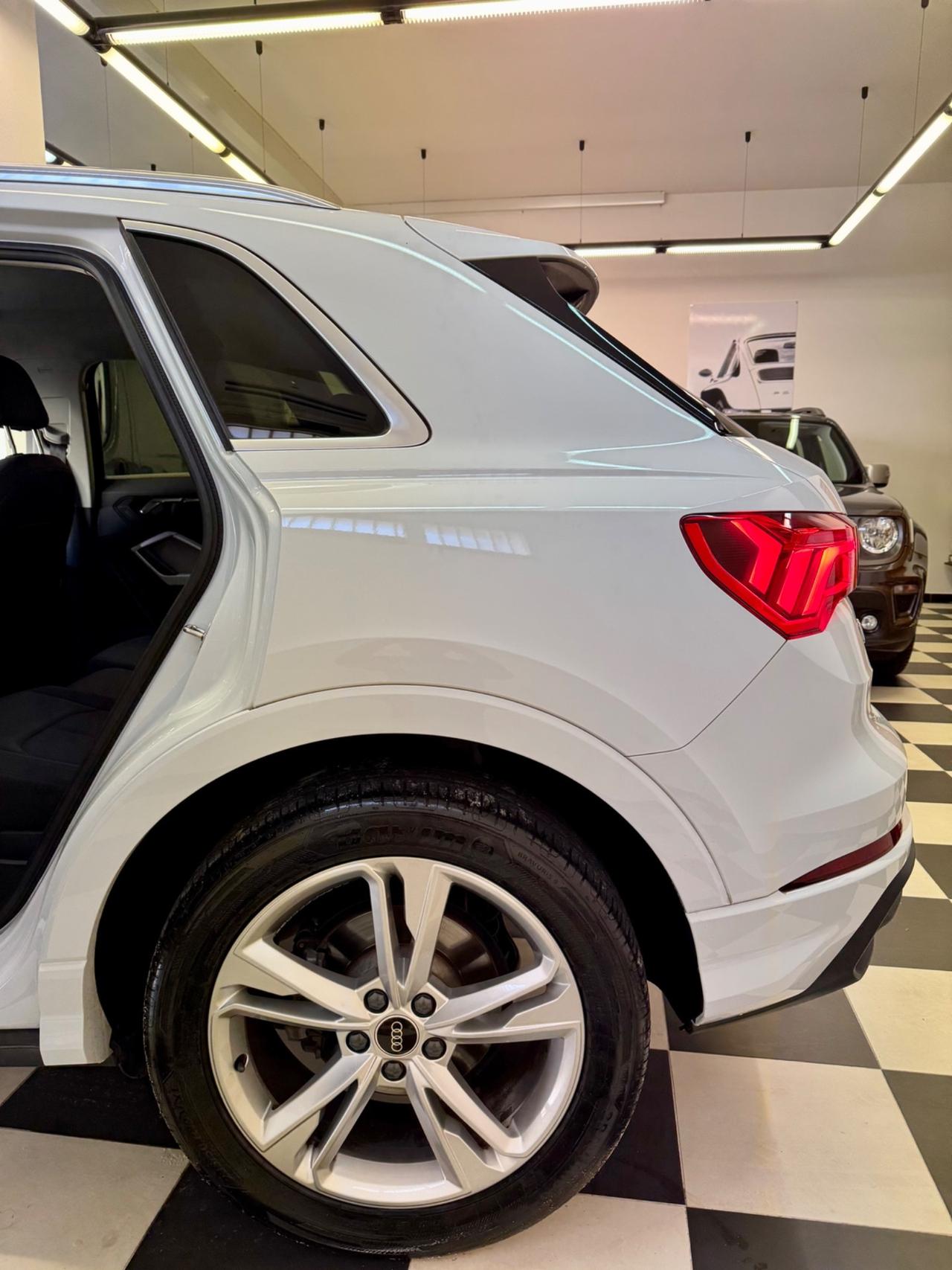 Audi Q3 35 TDI S tronic S Line Edition