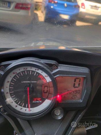 SUZUKI GSXR 600 FINANZIABILE/ GARANZIA /PERMUTE/e3