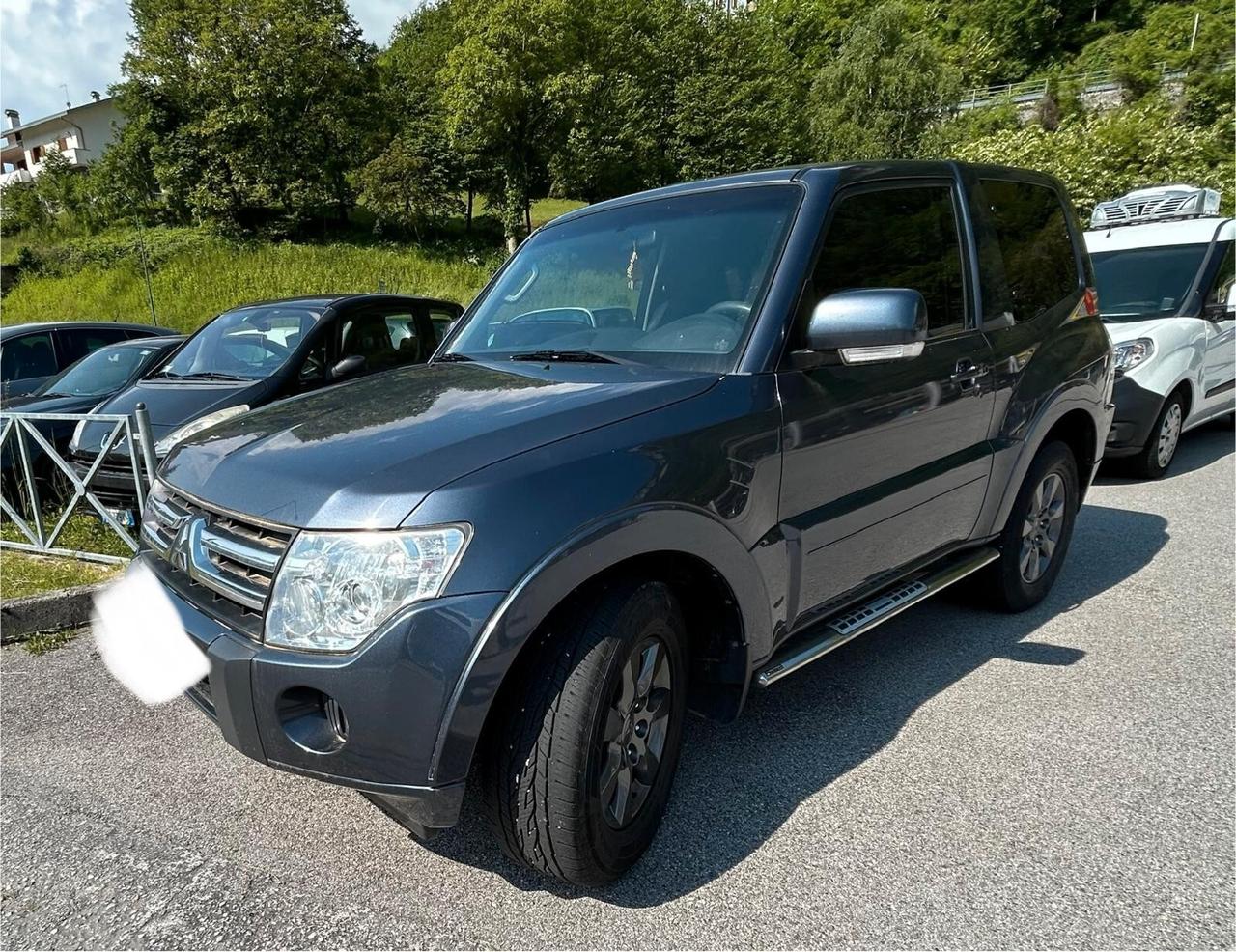 Mitsubishi Pajero 3.2 DI-D 16V aut. 3p. Instyle DPF