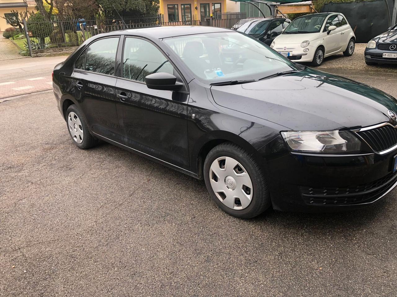 Skoda Rapid 1.6 TDI CR 105 CV Ambition