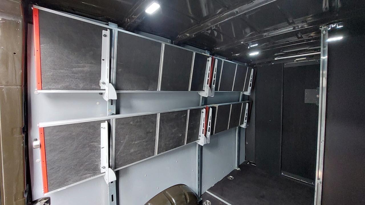 Volkswagen Crafter 30 2.0 Diesel Neopatentati