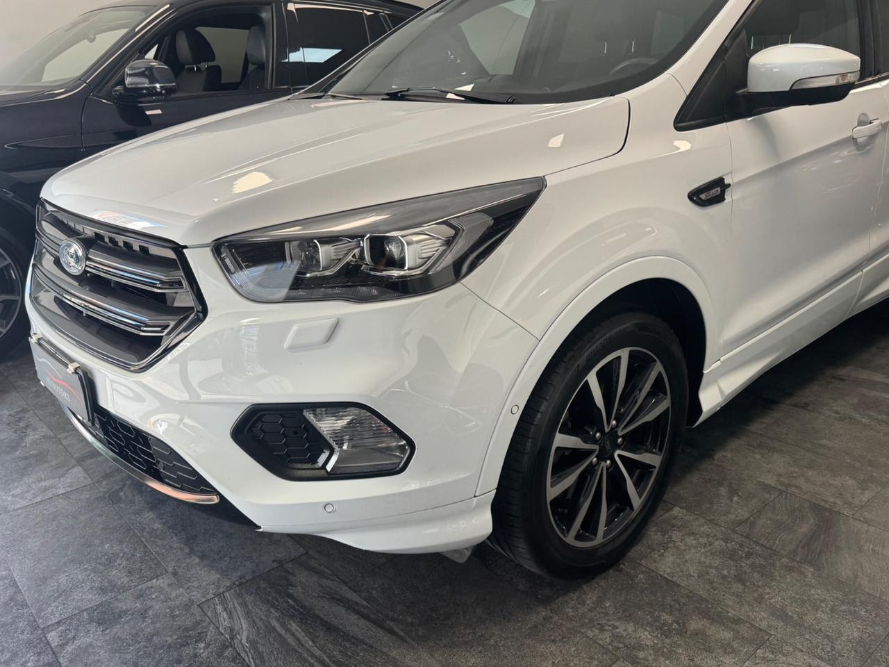Ford Kuga 1.5 TDCI 120 CV ST-Line