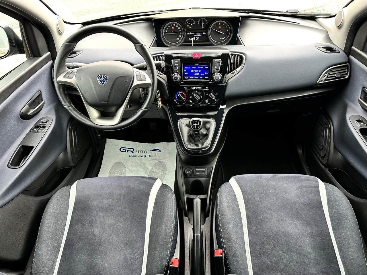Lancia Ypsilon 1.2Bz 69CV 5P Mya -Neopatentati
