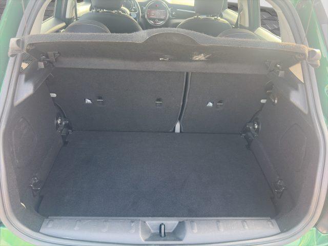 MINI Mini 5 Porte 1.5 Cooper Classic 5 porte