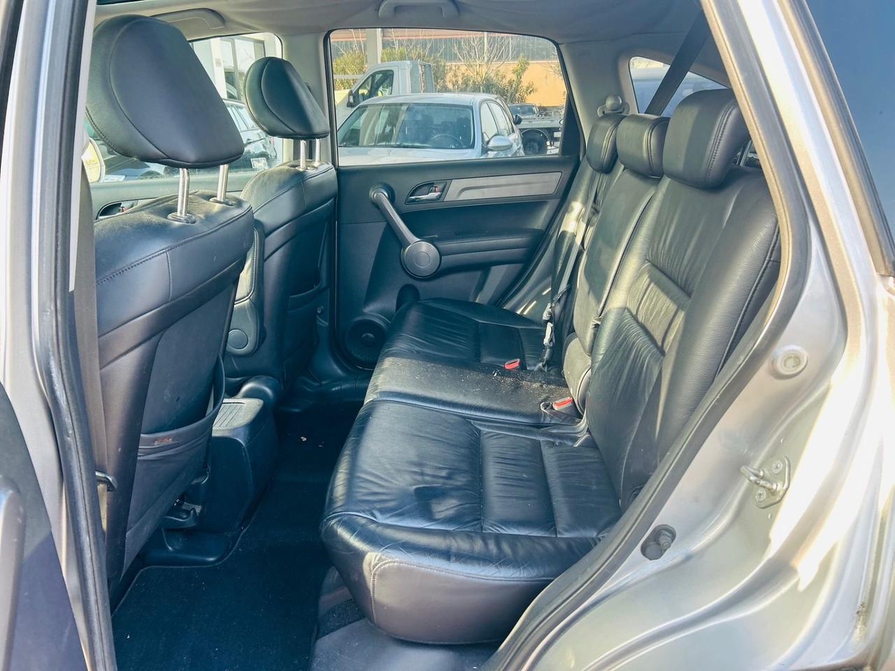 Honda CR-V 2.2 i-CTDi 16V Advance DPF