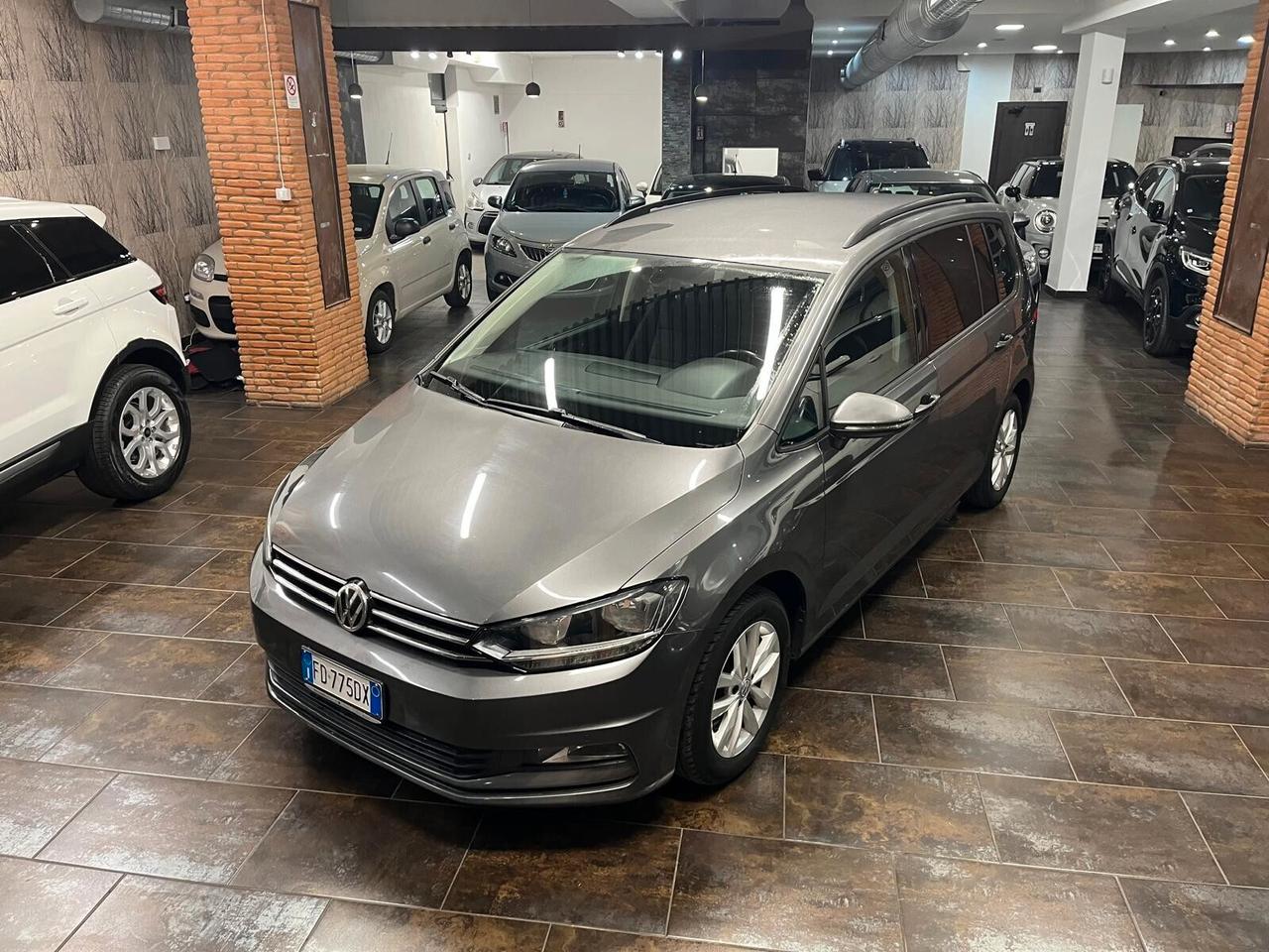 Volkswagen Touran 1.6 TDI DSG Comfortline BlueMotion Technology