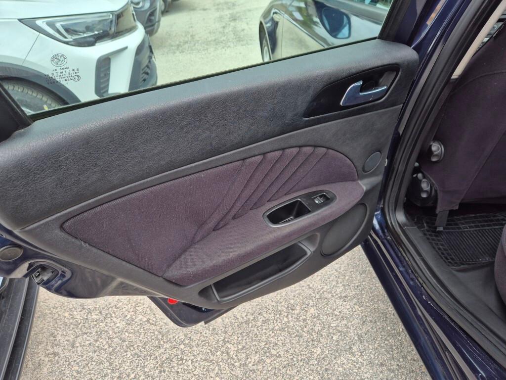 Alfa Romeo 159 1.9 JTDm 16V Sportwagon Progression